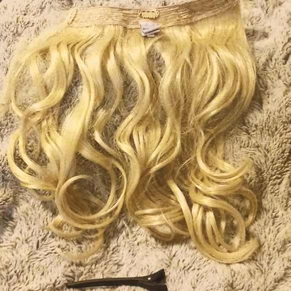 16" Hair Extension In Platinum Blonde~by Christie Brinkley Collecton. NIB - Picture 8 of 16